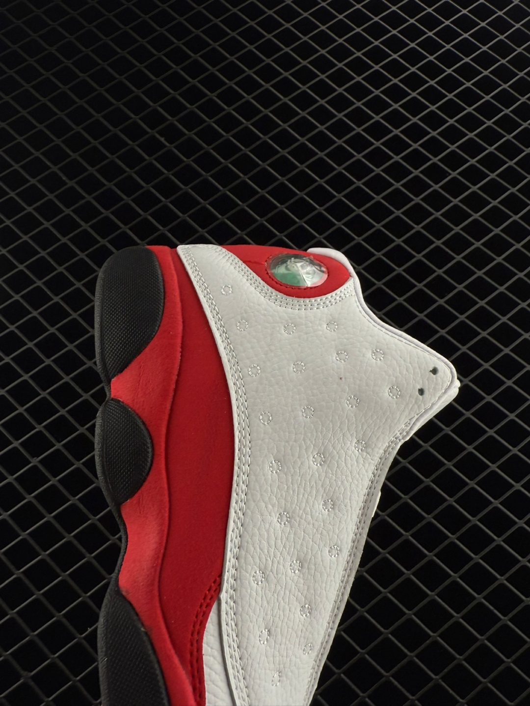 Air Jordan 13 Retro “Lucky Green”